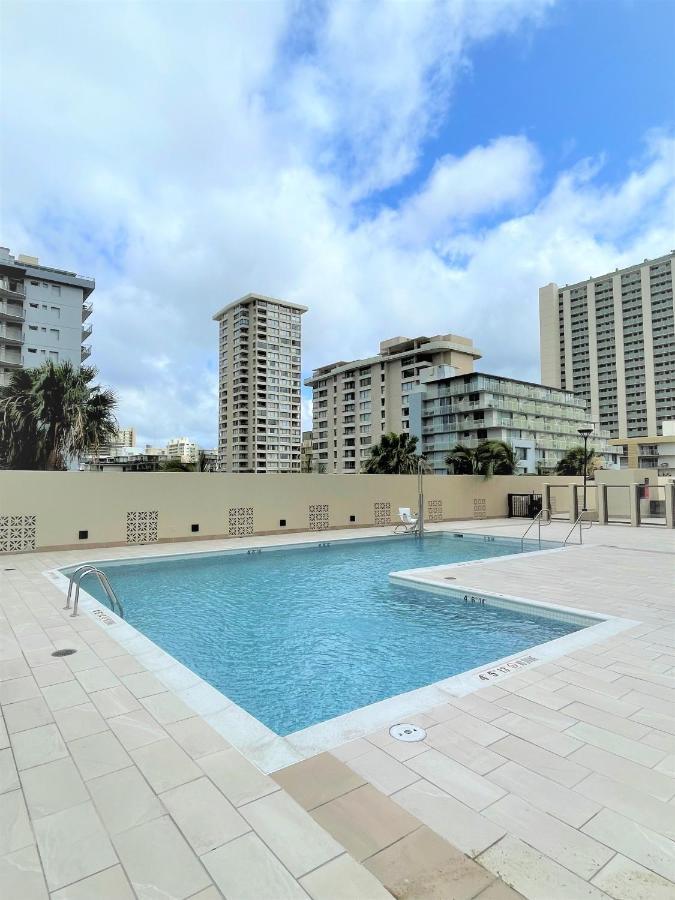 Royal Kuhio Resort Гонолулу Экстерьер фото